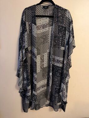 Vici Sheer Paisley Floral Open-Front Kimono in Black, Pink, Cream